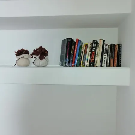 דירה Shearwaters - Sounds Of The Sea