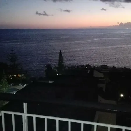 Shearwaters - Sounds Of The Sea דירה *