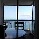 Shearwaters - Sounds Of The Sea شقة