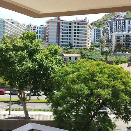 Shearwaters - Sounds Of The Sea شقة فونشال