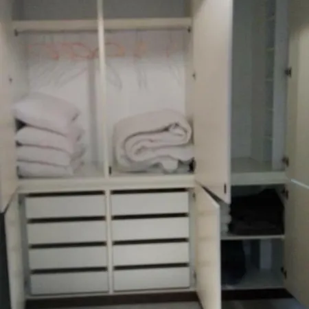 Shearwaters - Sounds Of The Sea * فونشال